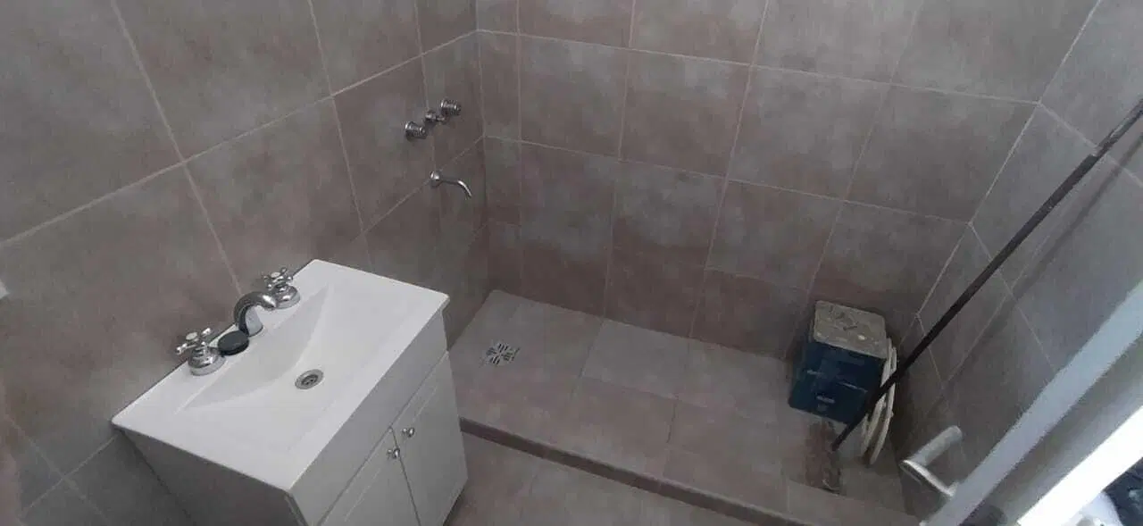 Piso 2 Ambientes Con Balcon Terraza y Sin Expensas en Alquiler en Valentín Alsina, Lanús 5