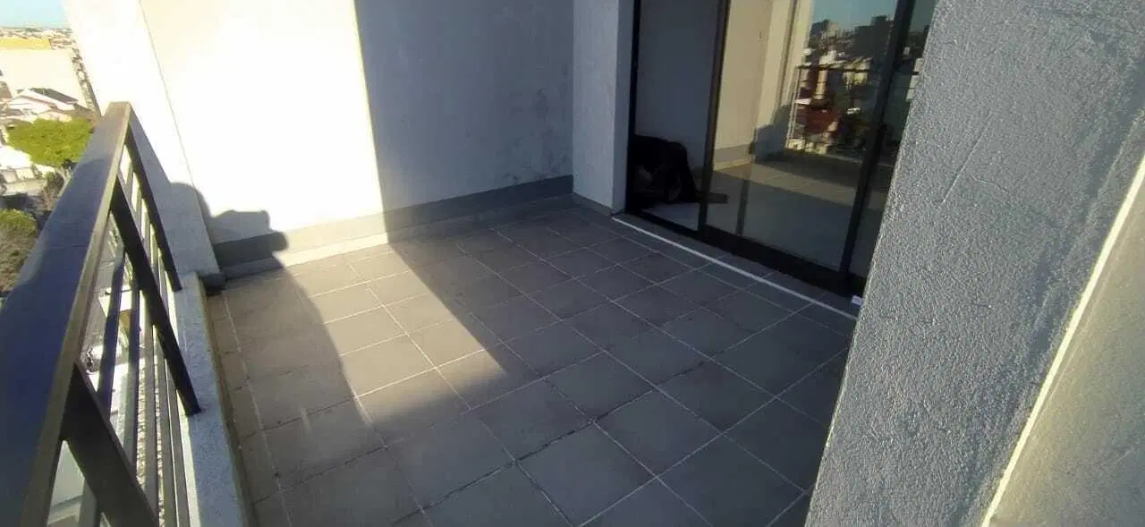 Piso 2 Ambientes Con Balcon Terraza y Sin Expensas en Alquiler en Valentín Alsina, Lanús 4