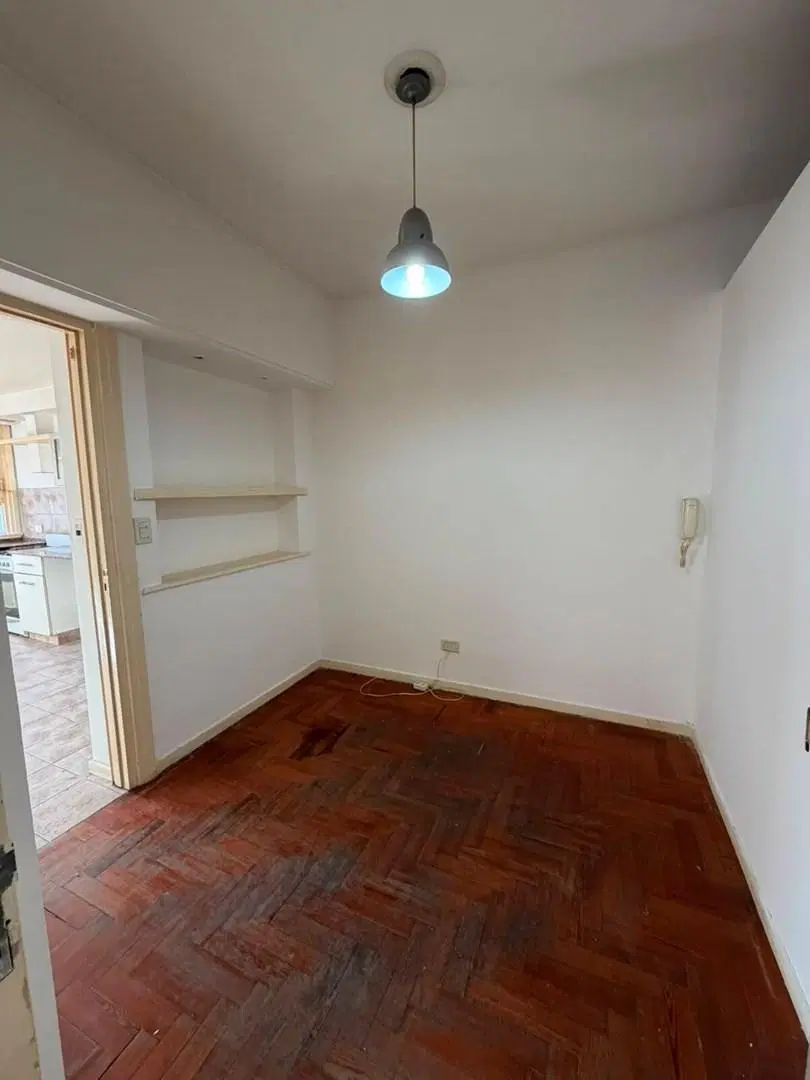 Departamento 2 Ambientes con Patio y Balcon - Lomas de Zamora 8