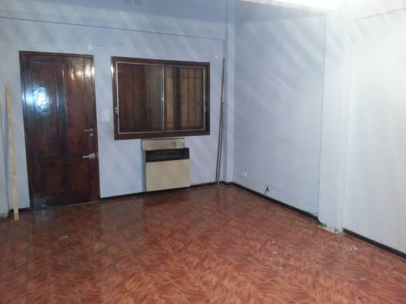 Foto de Duplex 2 1/2 Ambientes con Doble Cochera y Patio. Sin Expensas, imagen 5
