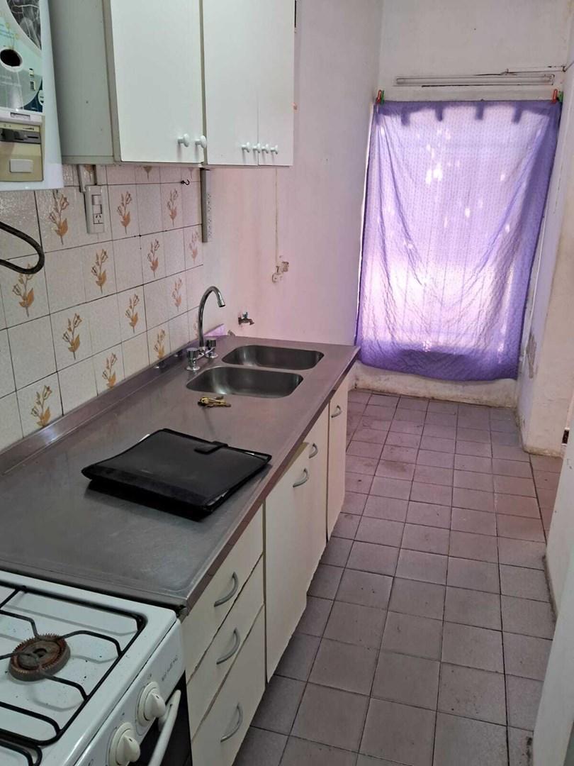 Foto de PH Monoambiente 40 M2 C/Patio y Sin Expensas en Alquiler en Lanús Oeste, imagen 4