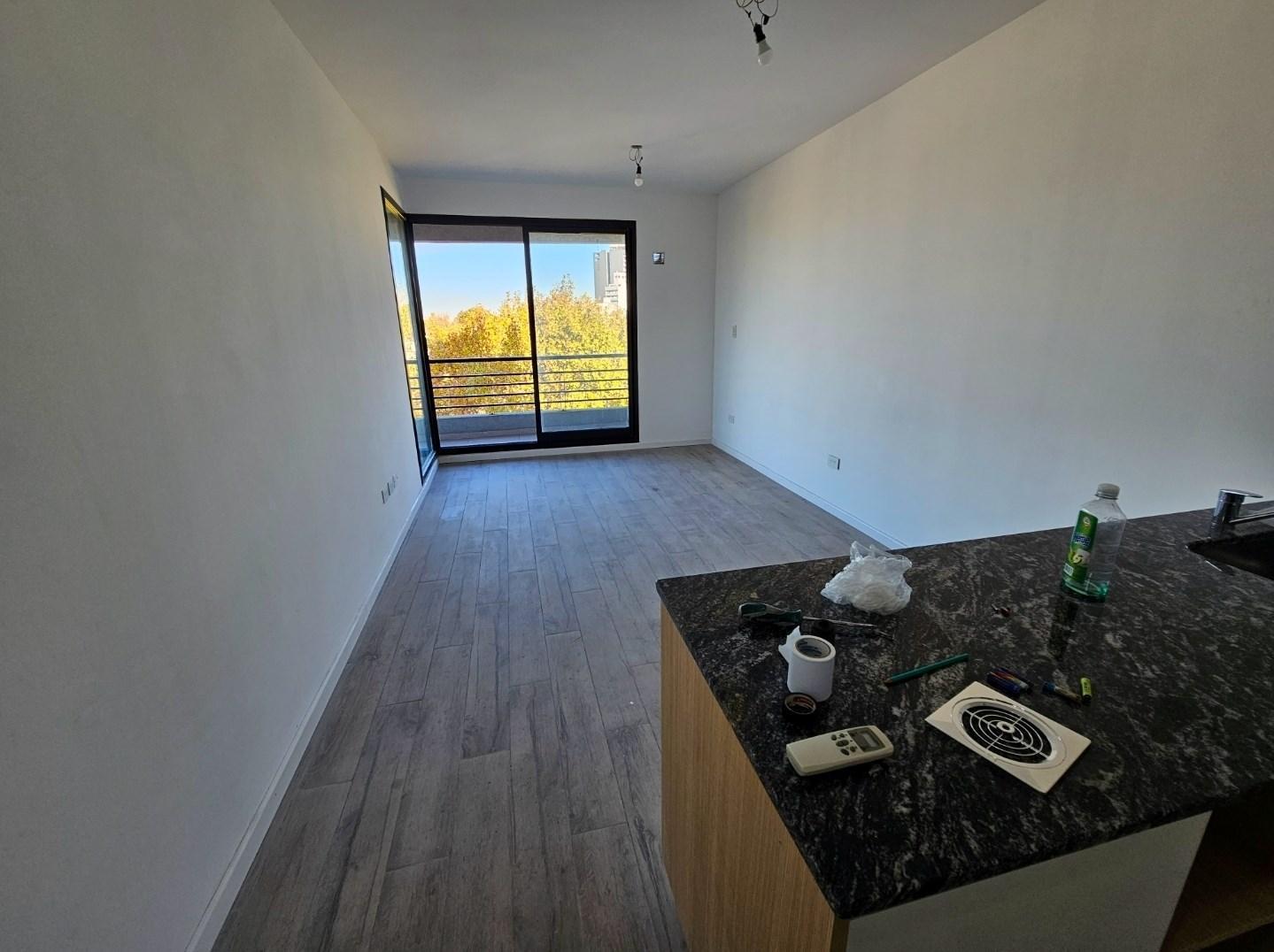 Foto de Departamento 2 Ambientes al Frente C/Balcon Aterrazado - Remedios De, imagen 5