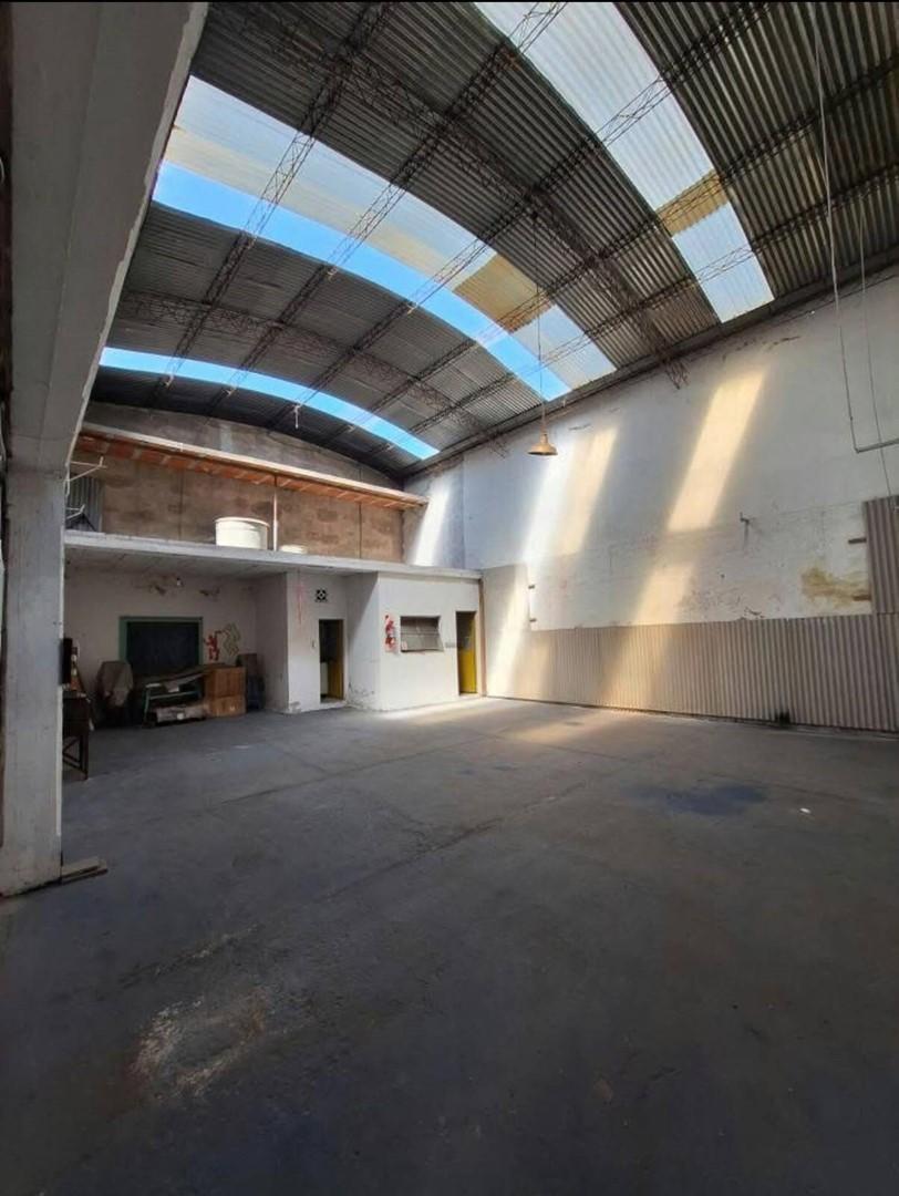 Foto de Depósito 100 M2 Interno - Oportunidad!!! en Venta en Lanús Este, imagen 1