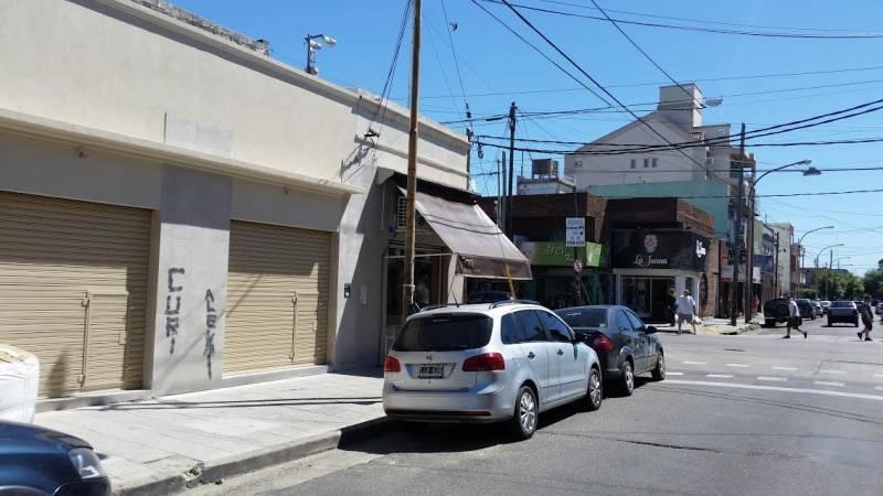 Foto de Local Centrico 34 M2 en Alquiler ubicado en Valentín Alsina, Lanus, imagen 1