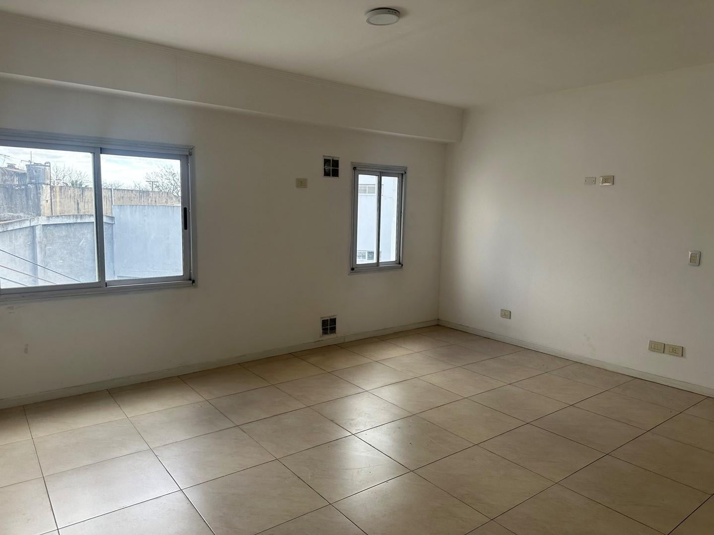 Foto de Departamento Monoambiente Apto Credito en Venta en Lanús Oeste, imagen 1