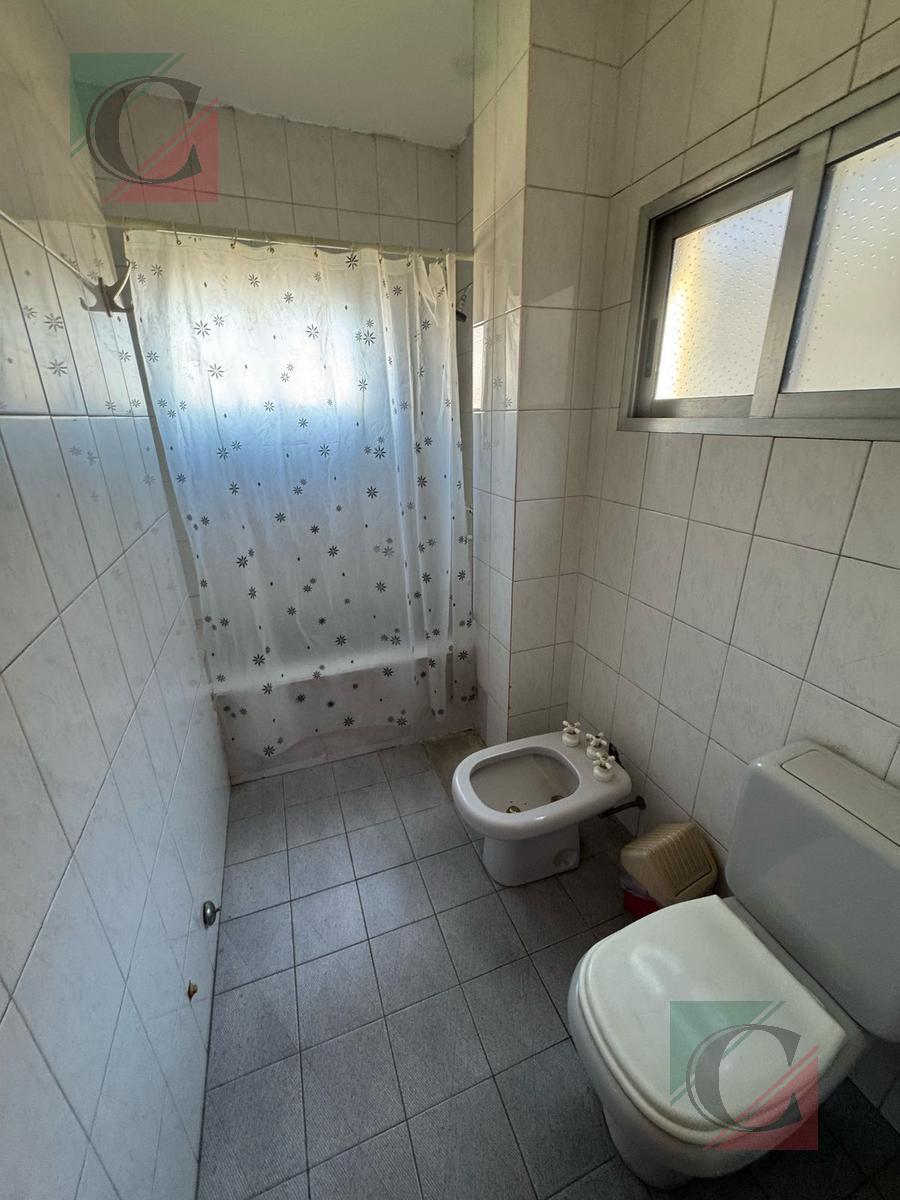 Venta de Casa 6 Ambientes en Lanús Oeste Apto Credito 2