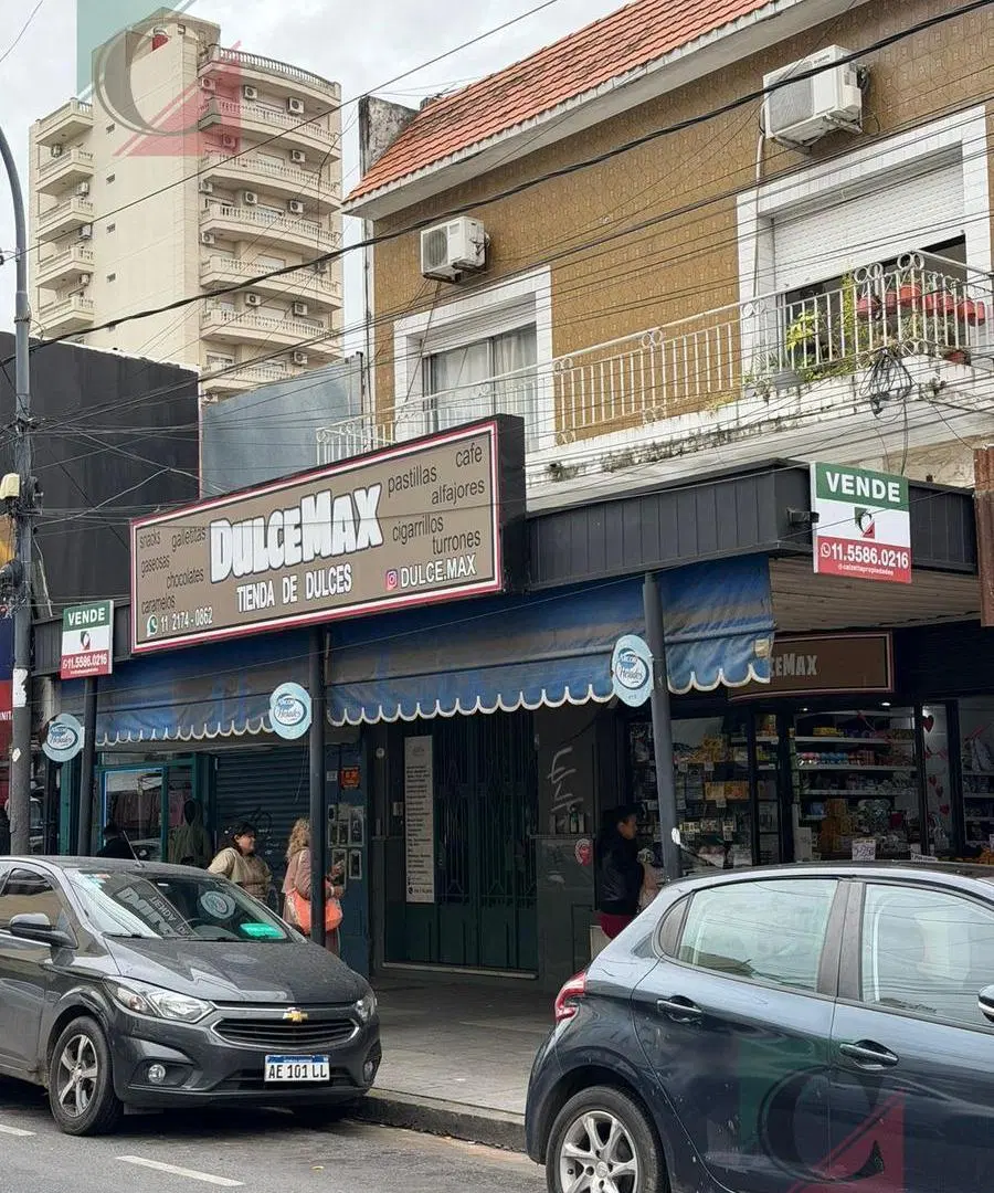 importante propiedad sobre lote propio 2