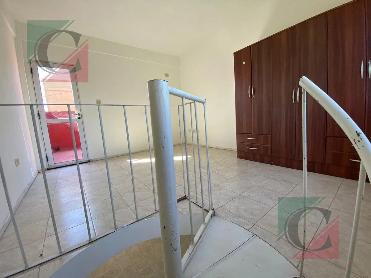 Departamento 2 amb con balcon y patio cerca del velodromo - Lanús Este 4