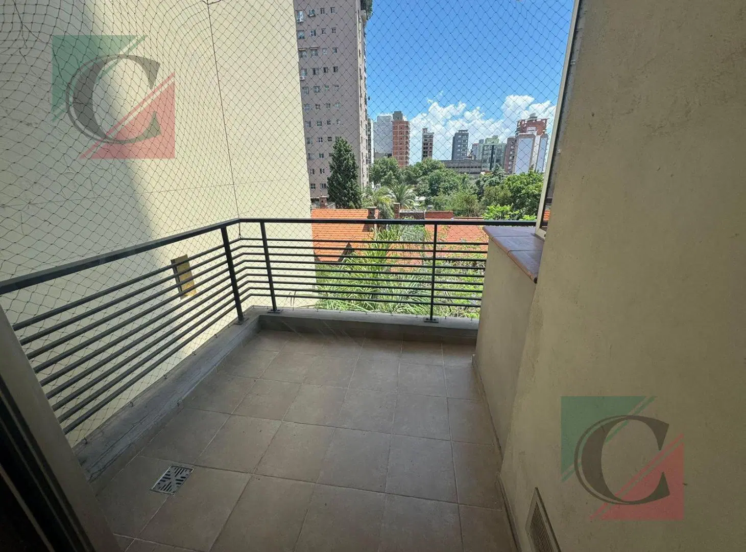 Departamento 2 ambientes al frente Lanús Oeste centro 4