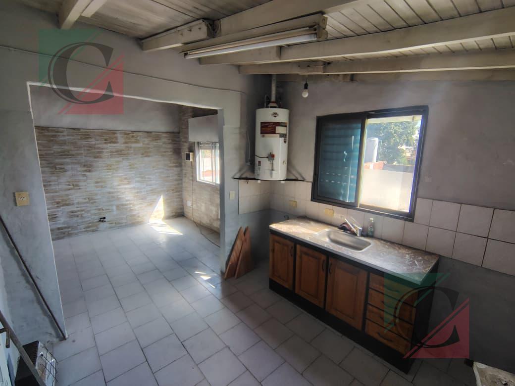 Foto de Departamento 2 Ambientes Planta Alta Lanus Oeste, imagen 3