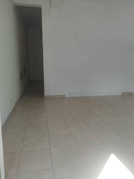 Foto de Local 44m2 Avellaneda ADELANTO 16 mil dolares y 20 cuotas, imagen 4
