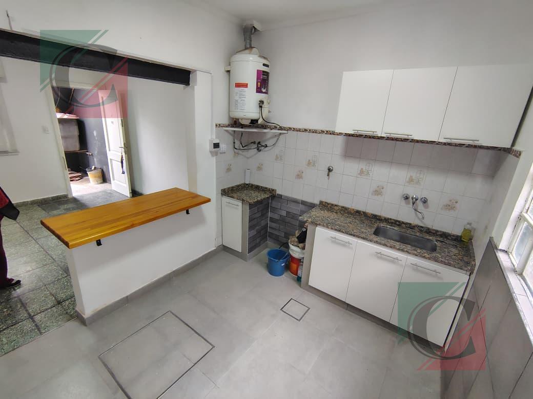 Foto de Casa de 3 Ambientes con Patio Lanus Oeste, imagen 3