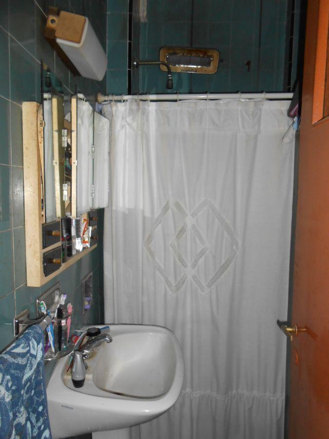 Renan y Eva Peron: Casa 6 Ambientes Ideal 2 Familias o Taller 5