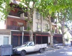 Manzoni y Rafaela: Triplex en Complejo Cerrado. Dos Dorm. y Cochera 1