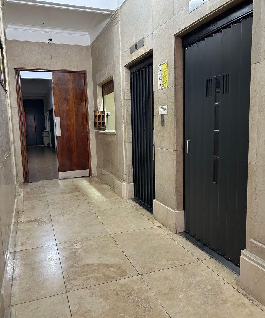 Foto de Oficina en alquiler en Tribunales, imagen 2