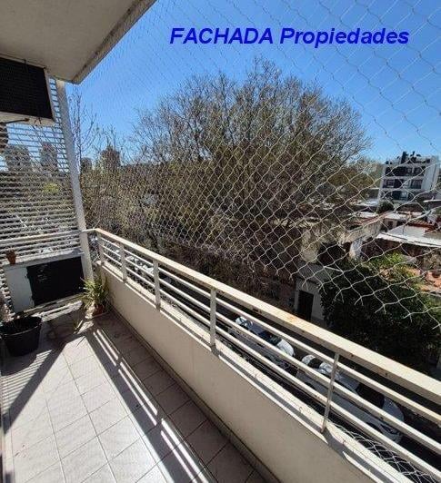 3 Ambientes en Semipiso al Frente Balcón y Cochera Fija - Naon al 3800 3