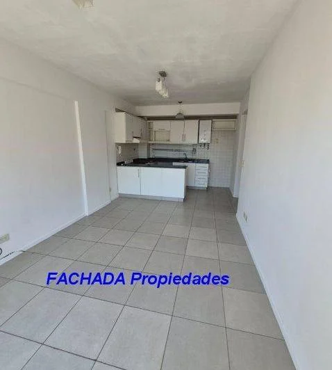 3 Ambientes en Semipiso al Frente Balcón y Cochera Fija - Naon al 3800 5