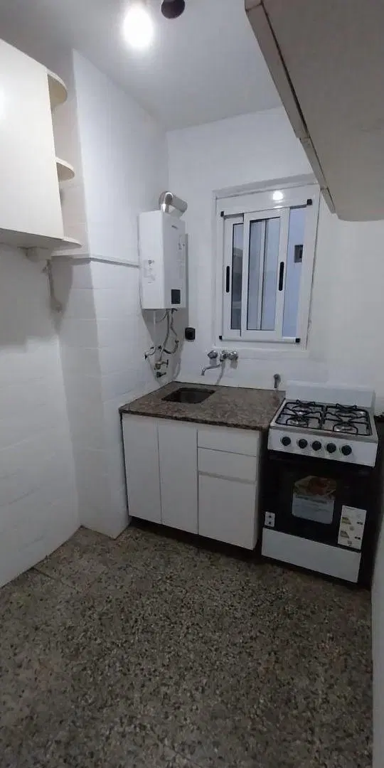 2 Ambientes interno luminoso cocina independiente - Gurruchaga al 2200 5