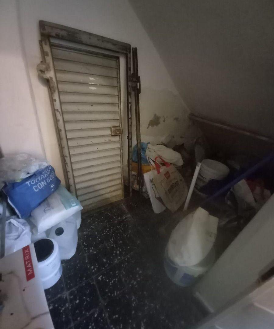 Local a la calle SIN EXPENSAS con baño - Av. San Isidro 4100