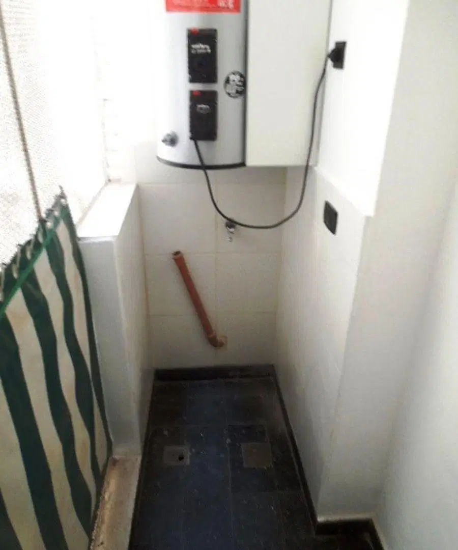 2 Ambientes Impecable Lateral con Balcón 1er. x escalera - Ciudad de La Paz 500 3
