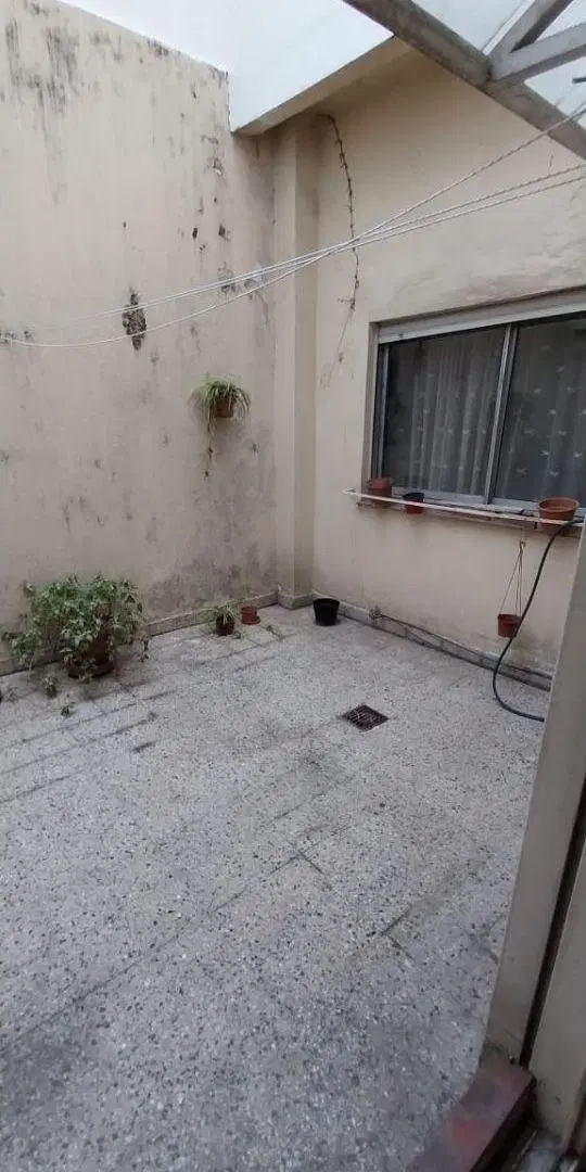 PH en Planta Baja con Patio 3 Ambientes opción 3er dormitorio 2 baños y Patio - Vera al 1100 3