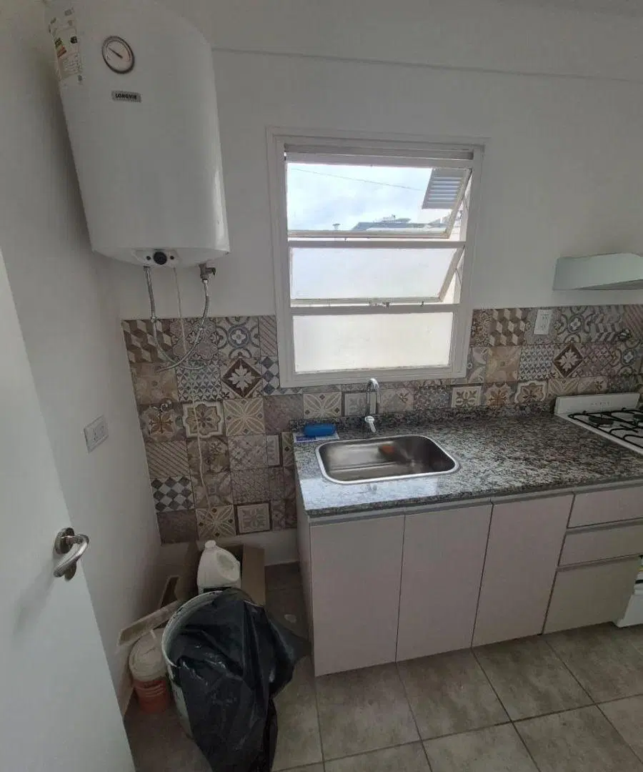 2 Ambientes A NUEVO!! Muy Luminoso Vta. Abierta! Un Bombon!- H. Yrigoyen 2500 5