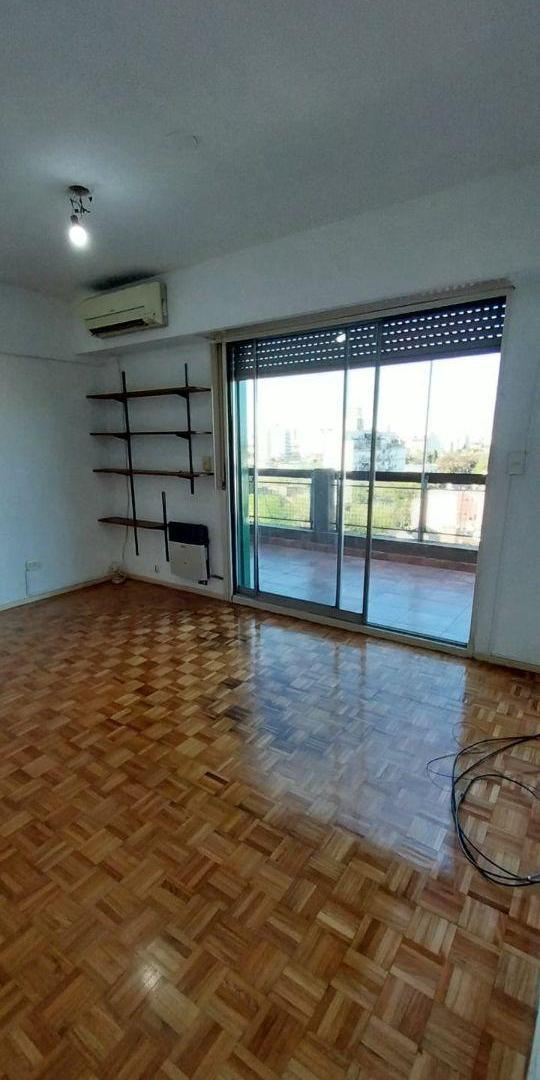 Foto de 3 Ambientes al Frente Balcon Terraza orientación Este. Vista panorámica, imagen 3