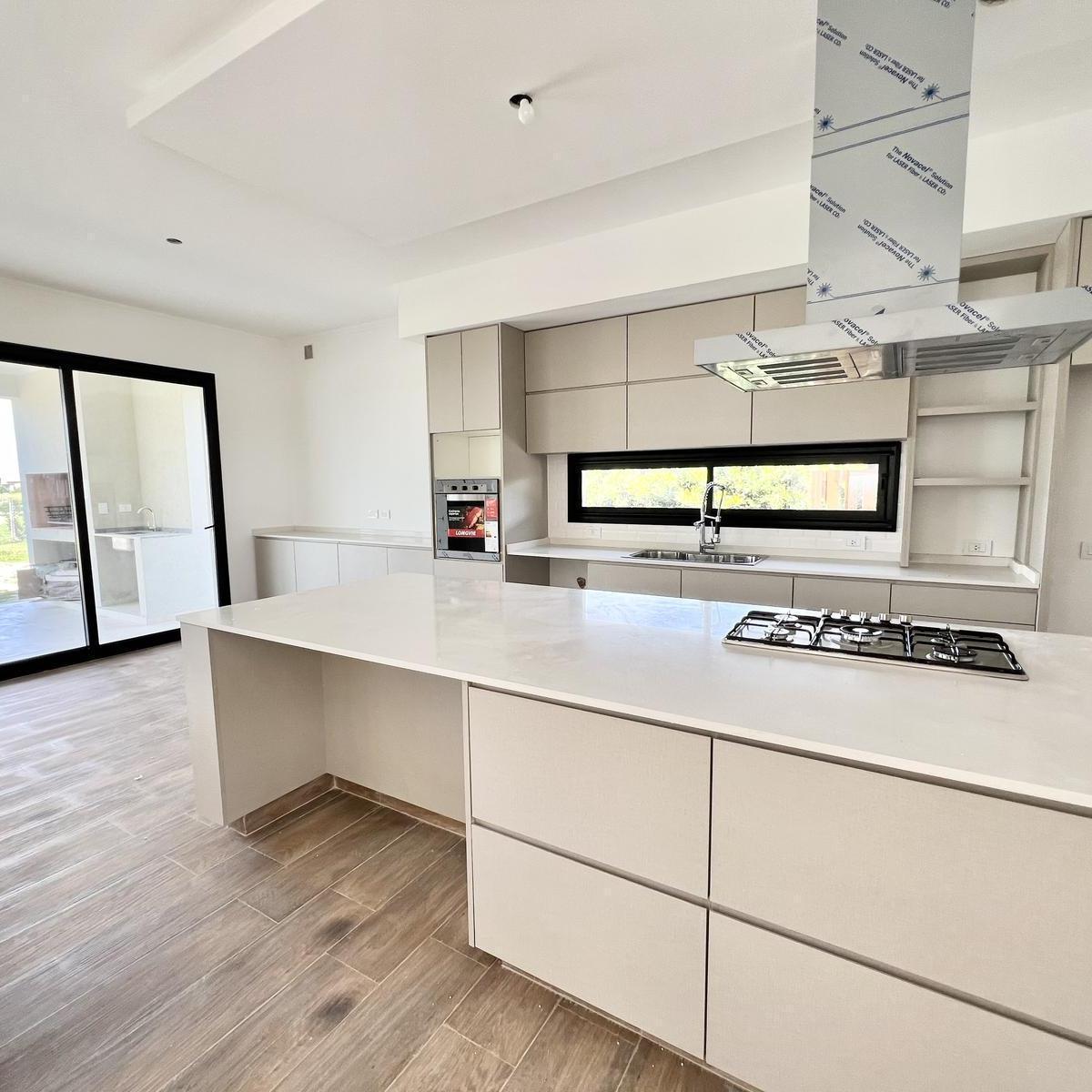 Foto de Casa en Venta en El Cantón, Escobar, G.B.A. Zona Norte, imagen 5