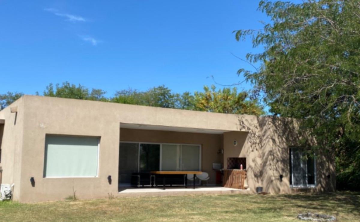 Casa en San Matías Escobar