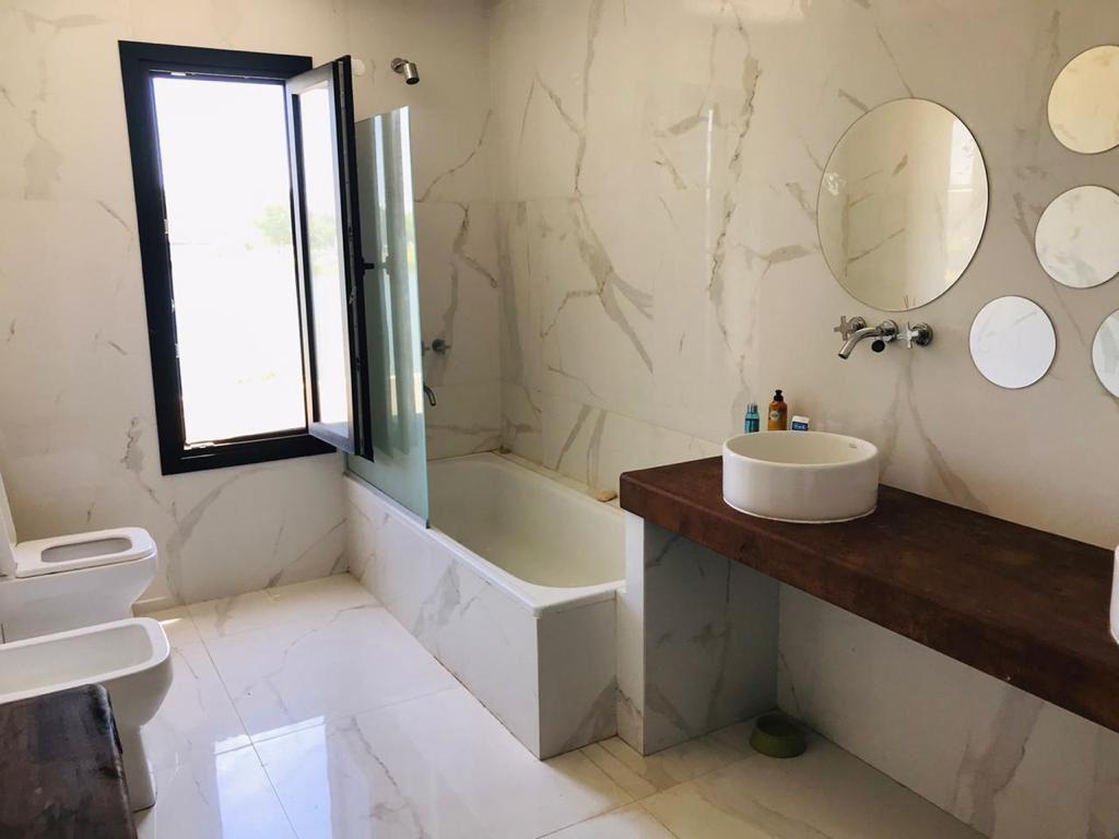 Casa en venta a la laguna