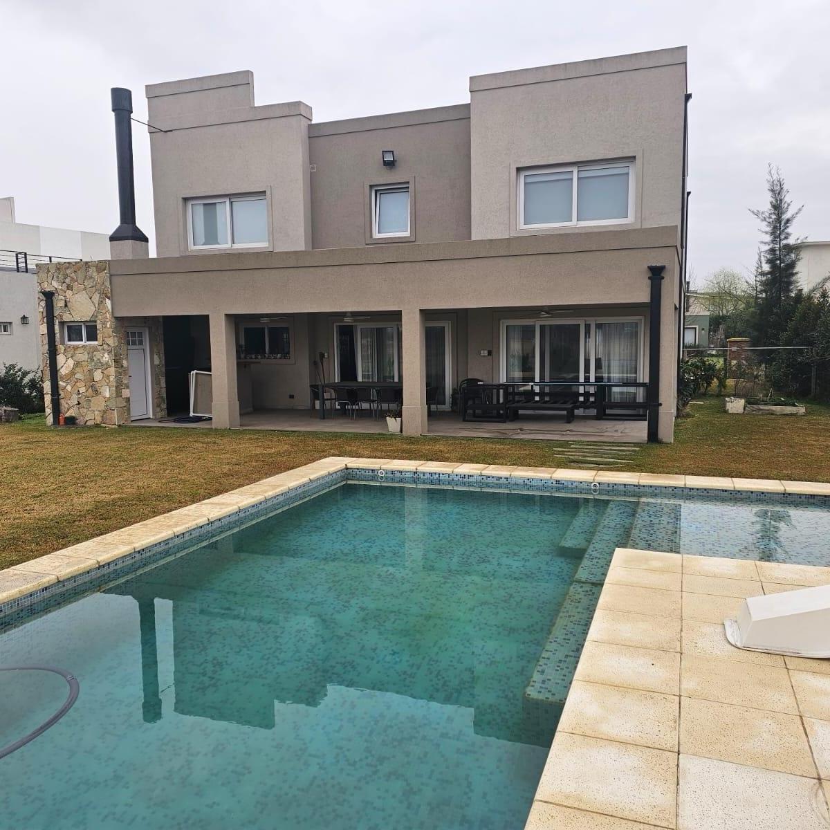 Casa en Venta Haras Santa María