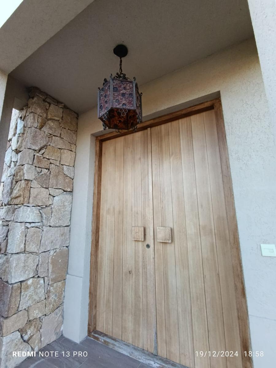 Casa en El Canton - Norte