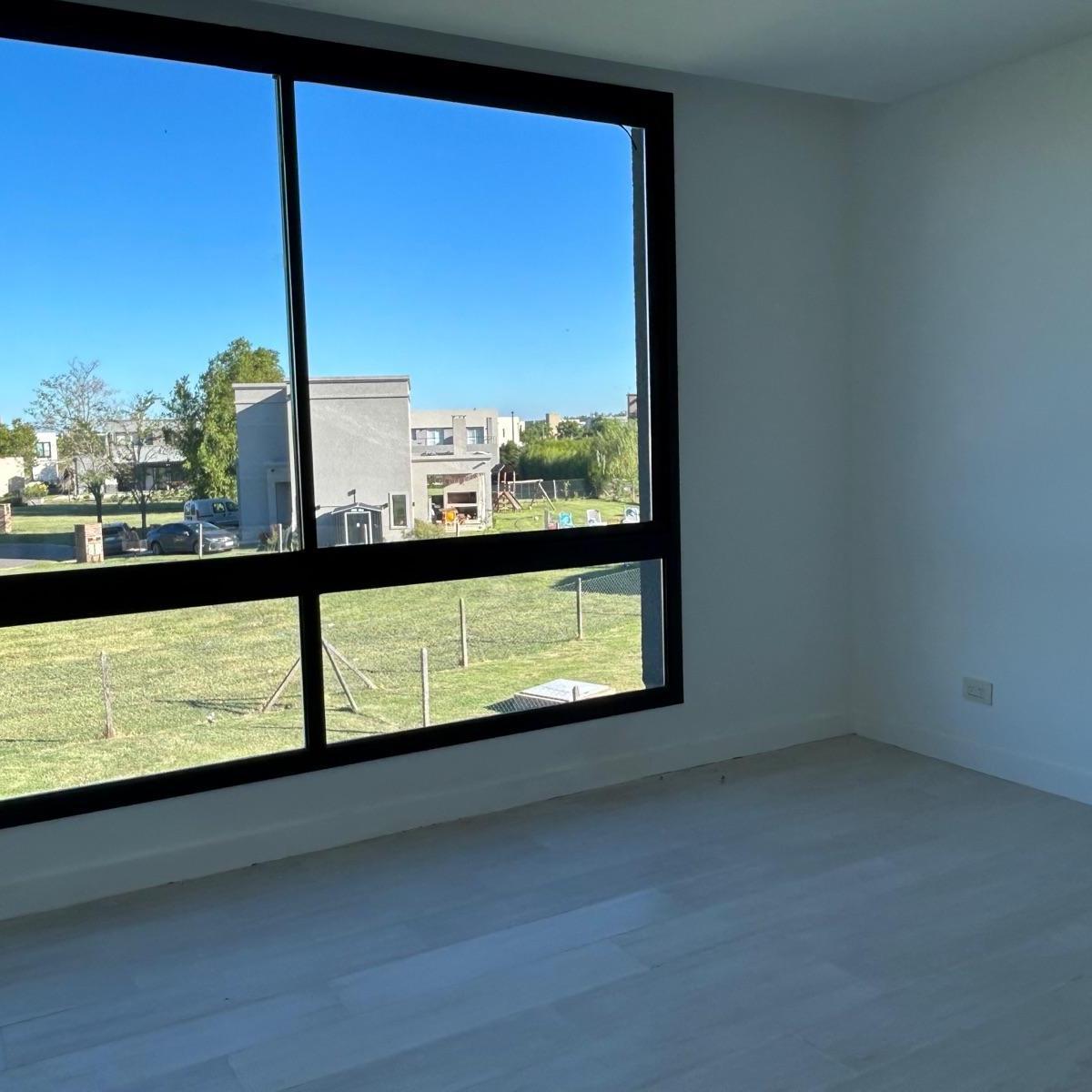 Casa en El Canton - Golf