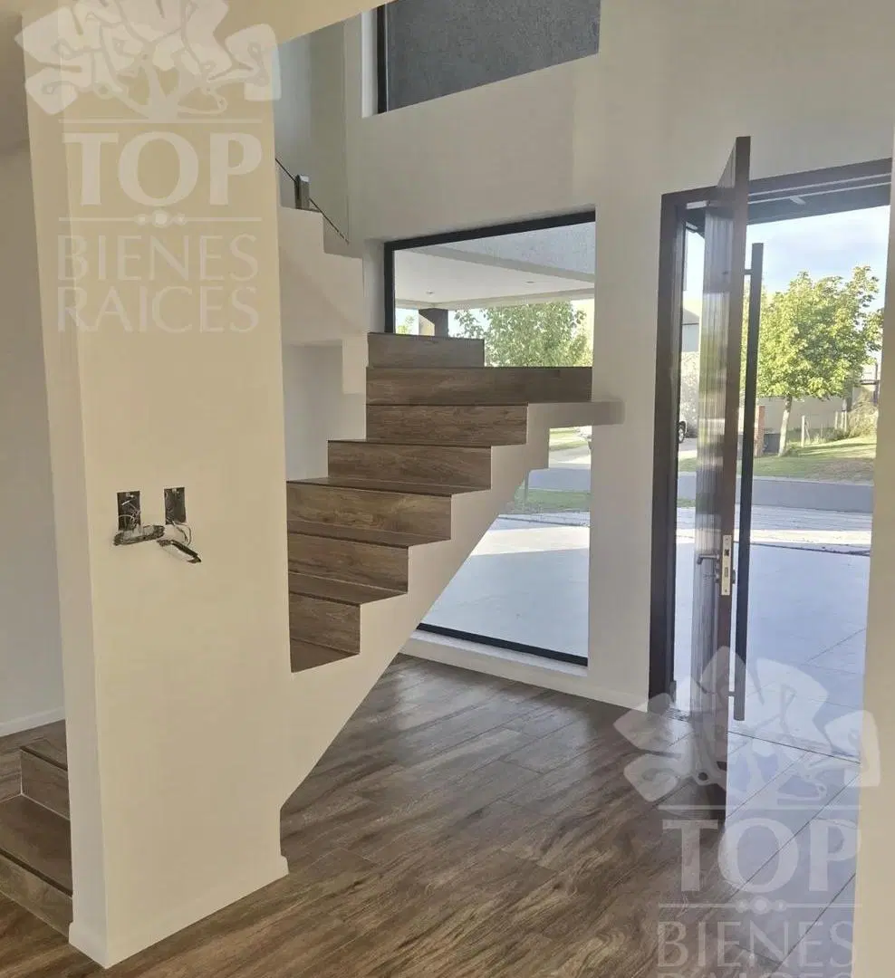 Casa en venta en Araucarias - Puertos Escobar 4