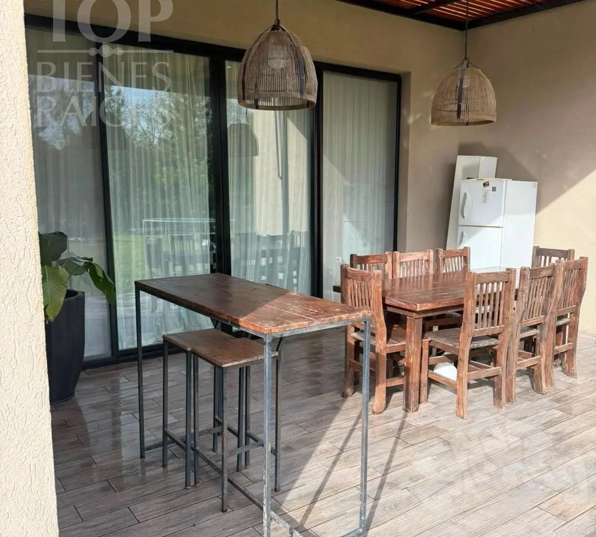 Casa en El Canton 3