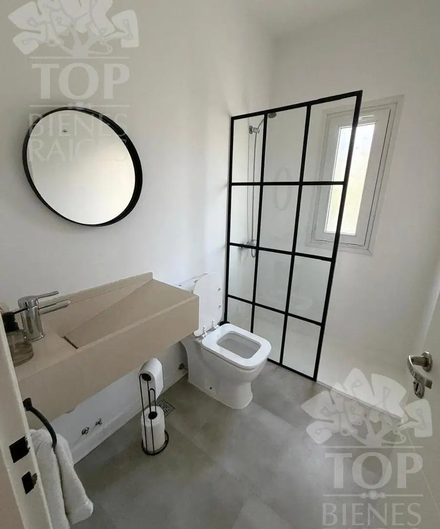 Hermosa casa en Venta en Barrio San Rafael, Villanueva 5