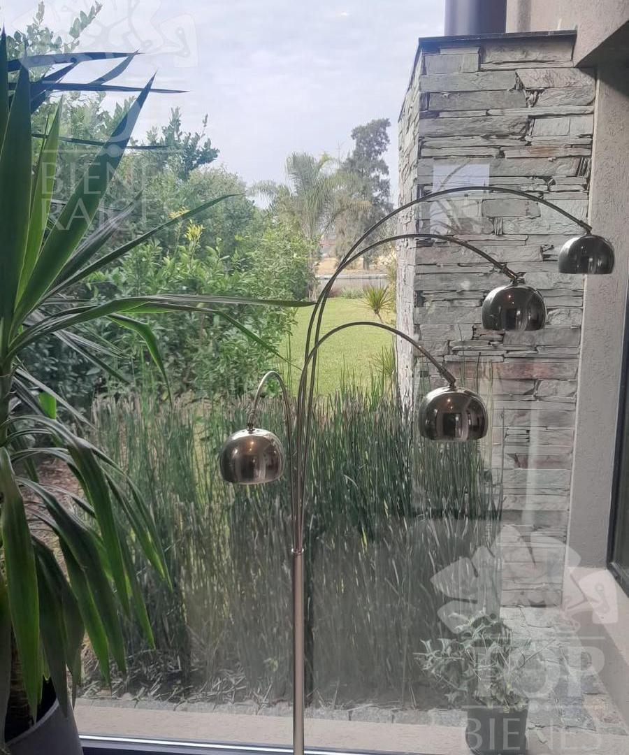 Foto de Hermosa Casa a la laguna en venta en Laguna Grande, Villanueva, imagen 1