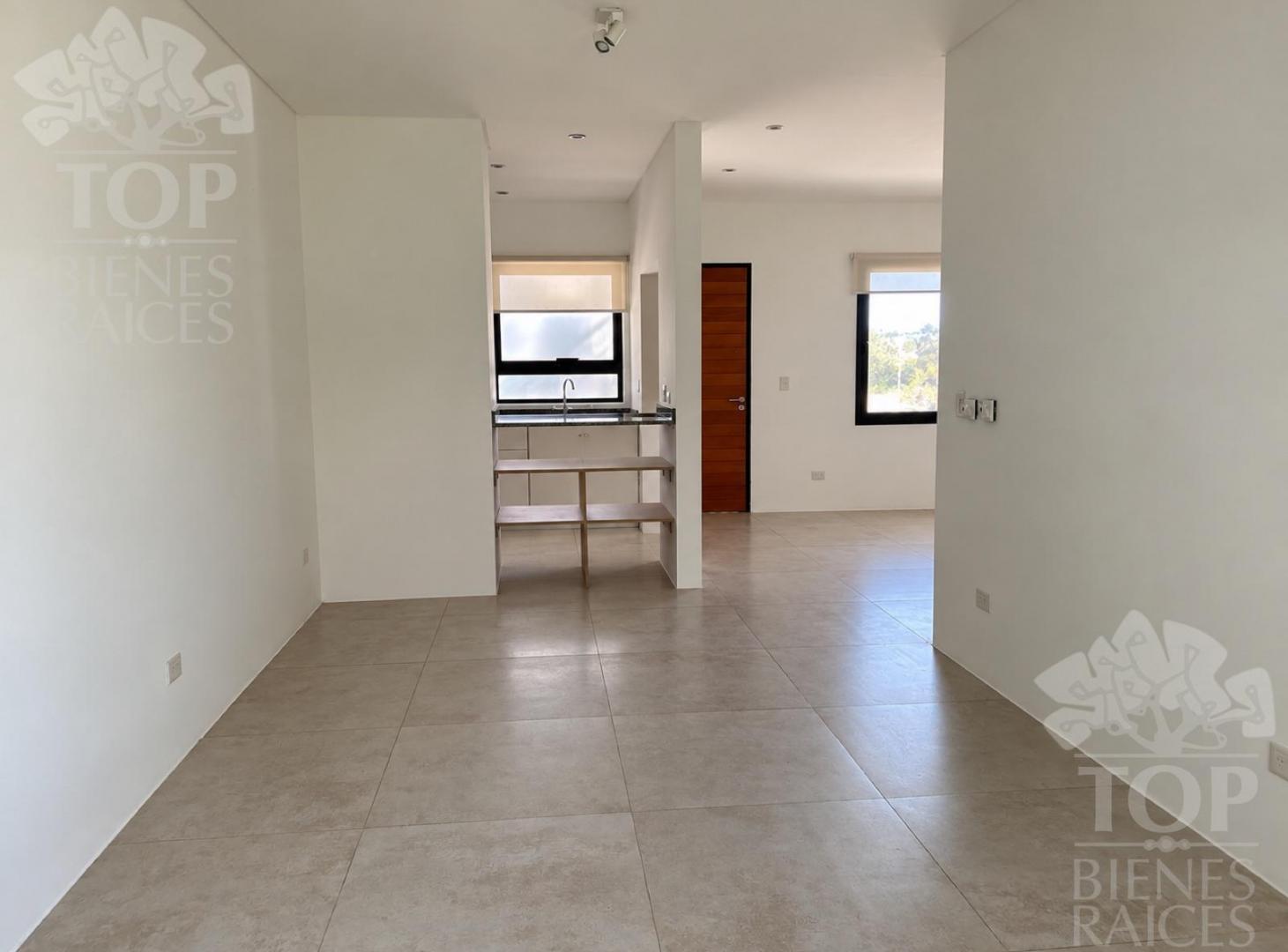 Foto de Departamento 2/3 ambientes con jardin y parrilla, imagen 2