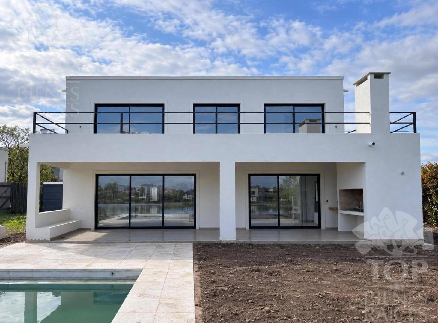 Foto de Casa a estrenar a la laguna en El Canton, imagen 2