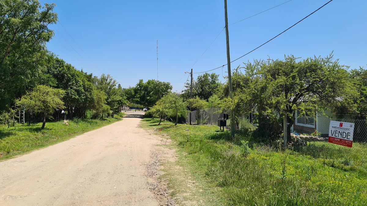 Lote en Venta en Cerrito La Bolsa - 1 Cuadra de La Terminal 2