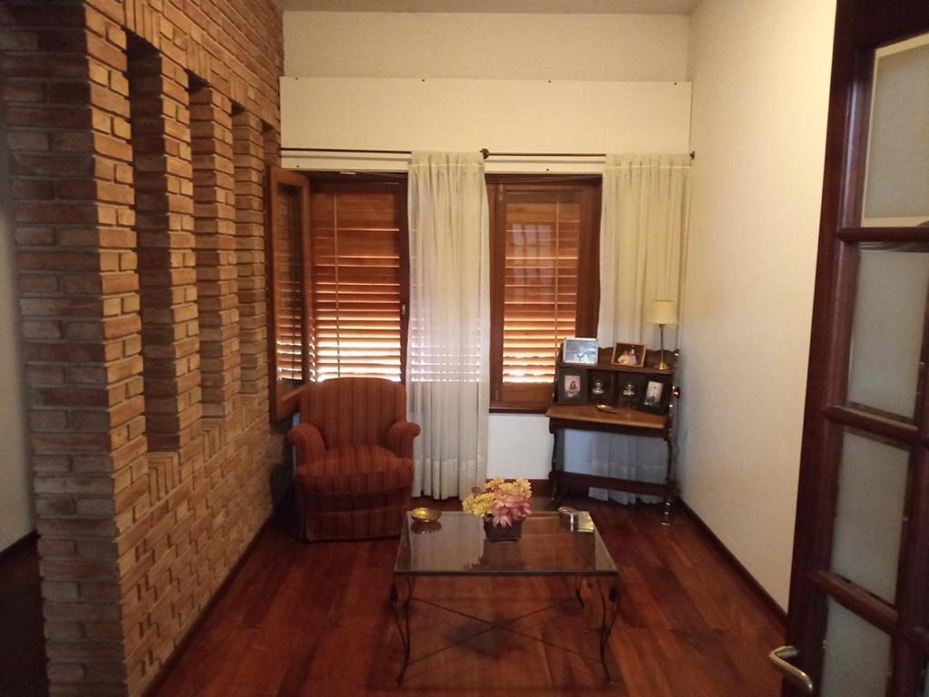 Casa de Categoría en B° Norte - 3 Dorm. - Alta Gracia 3
