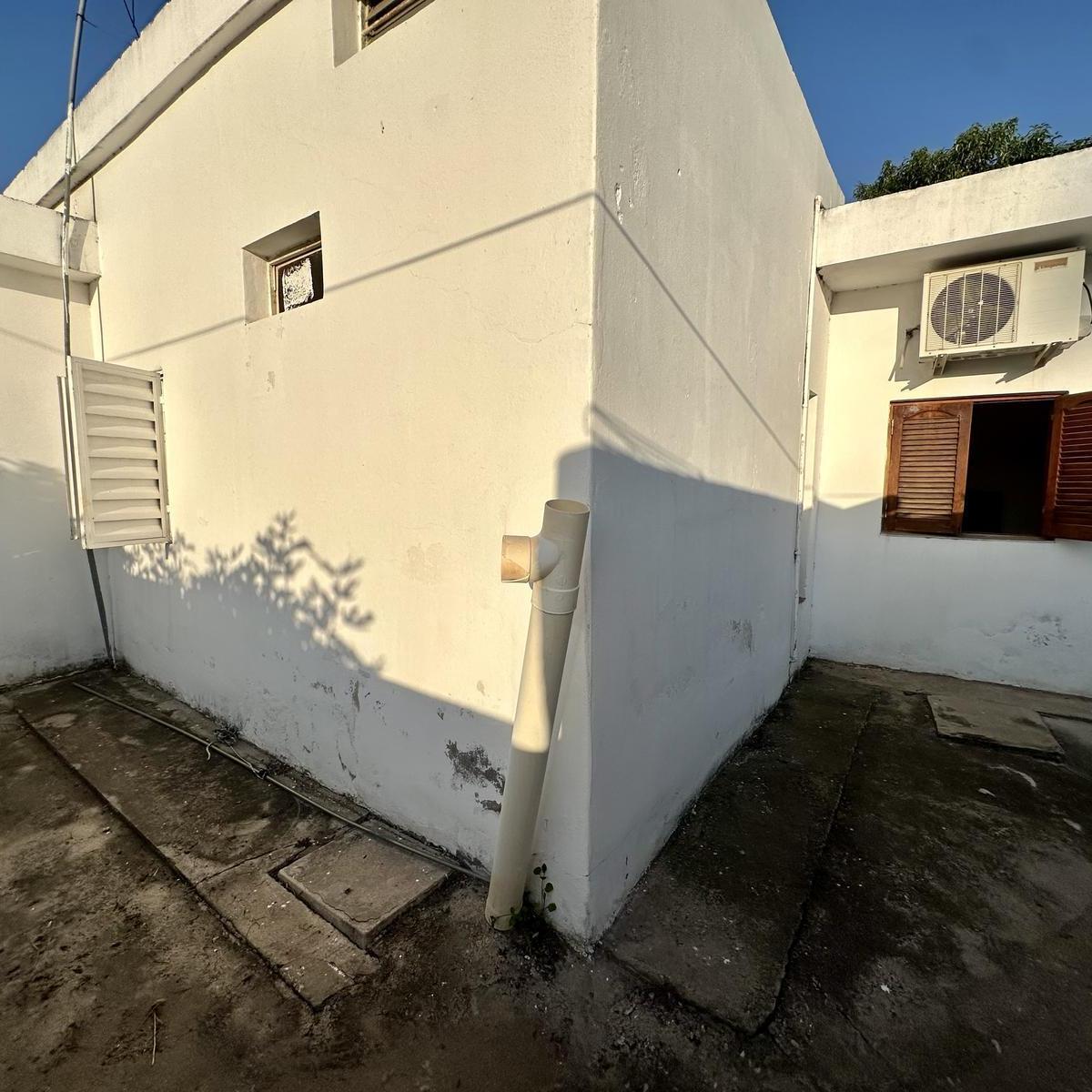 Casa de 3 Dorm. - B° Pellegrini - Frente Al Anglo 4