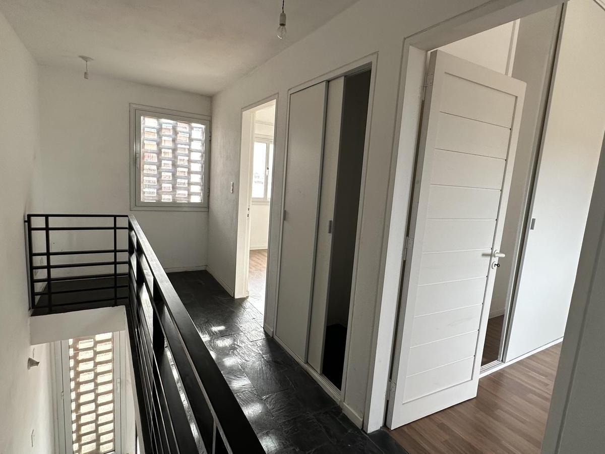 Venta - Duplex de 2 Dorm. - Cochera Individual 5