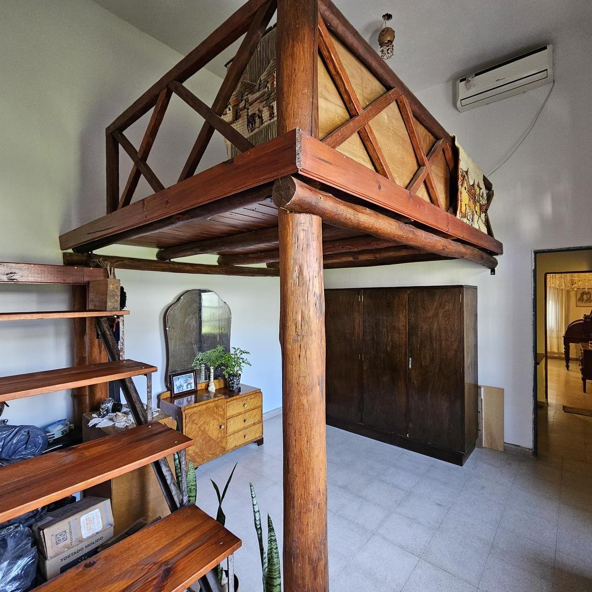 Casa en Venta - 3 Dorm. - Bº Poluyan 3