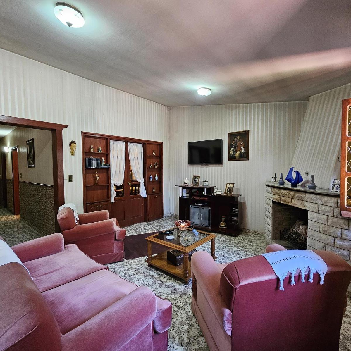 Casa en Venta - 3 Dorm. - Alta Gracia 5