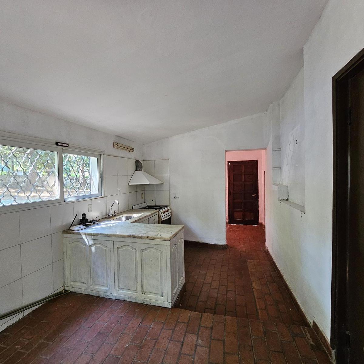 Casa B° El Golf - Alta Gracia - 2800 m² de Terreno 2