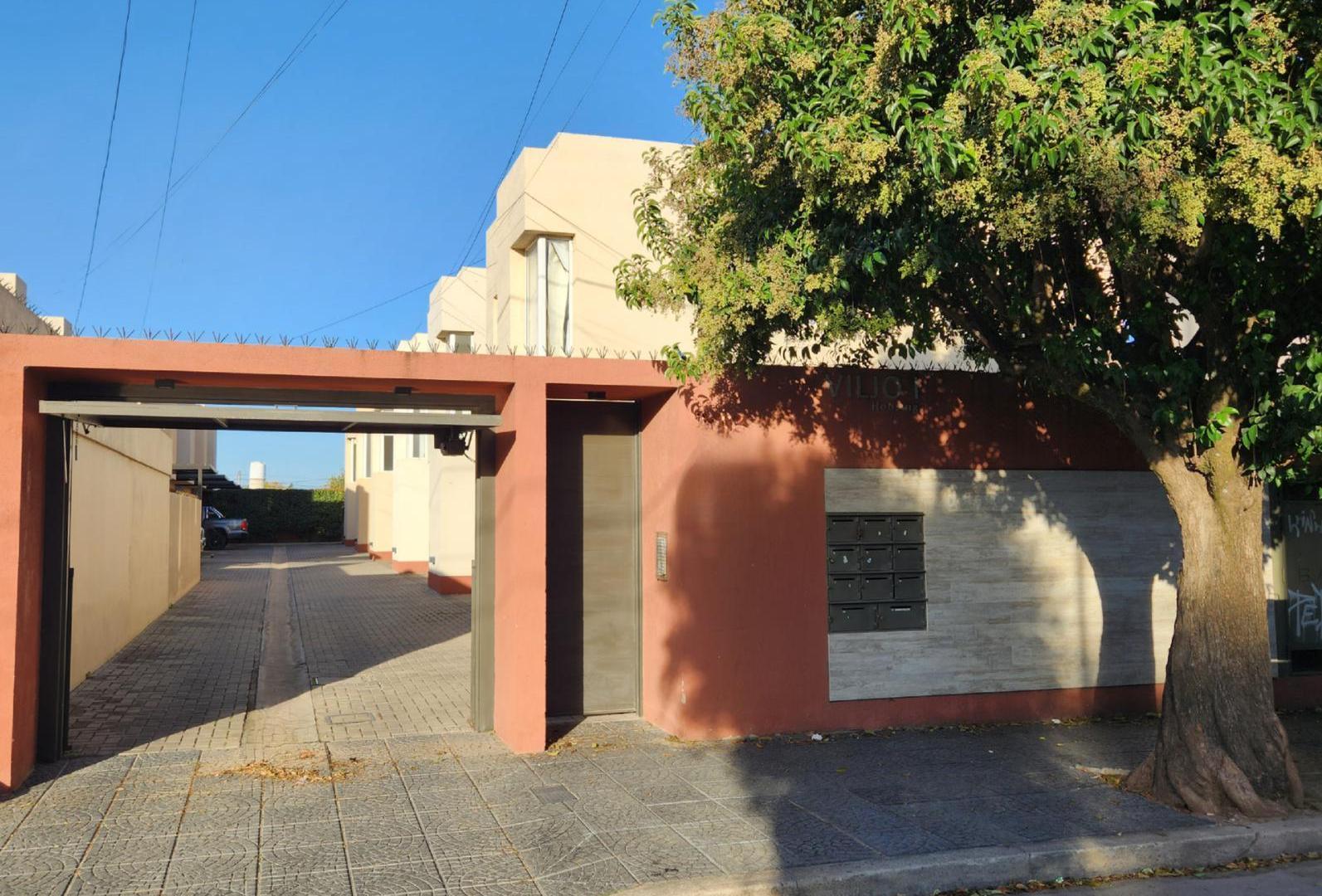 VENTA - Duplex de 2 Dormitorios - Cochera individual