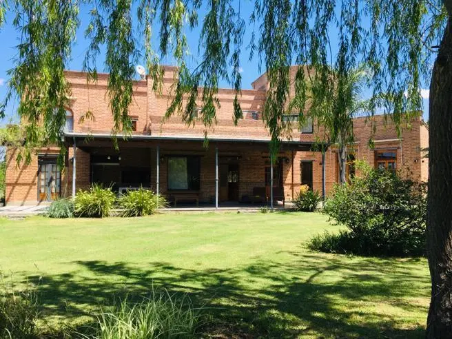 VENTA | IMPORTANTE PROPIEDAD | COUNTRY CAMPOS DEL VIRREY 3