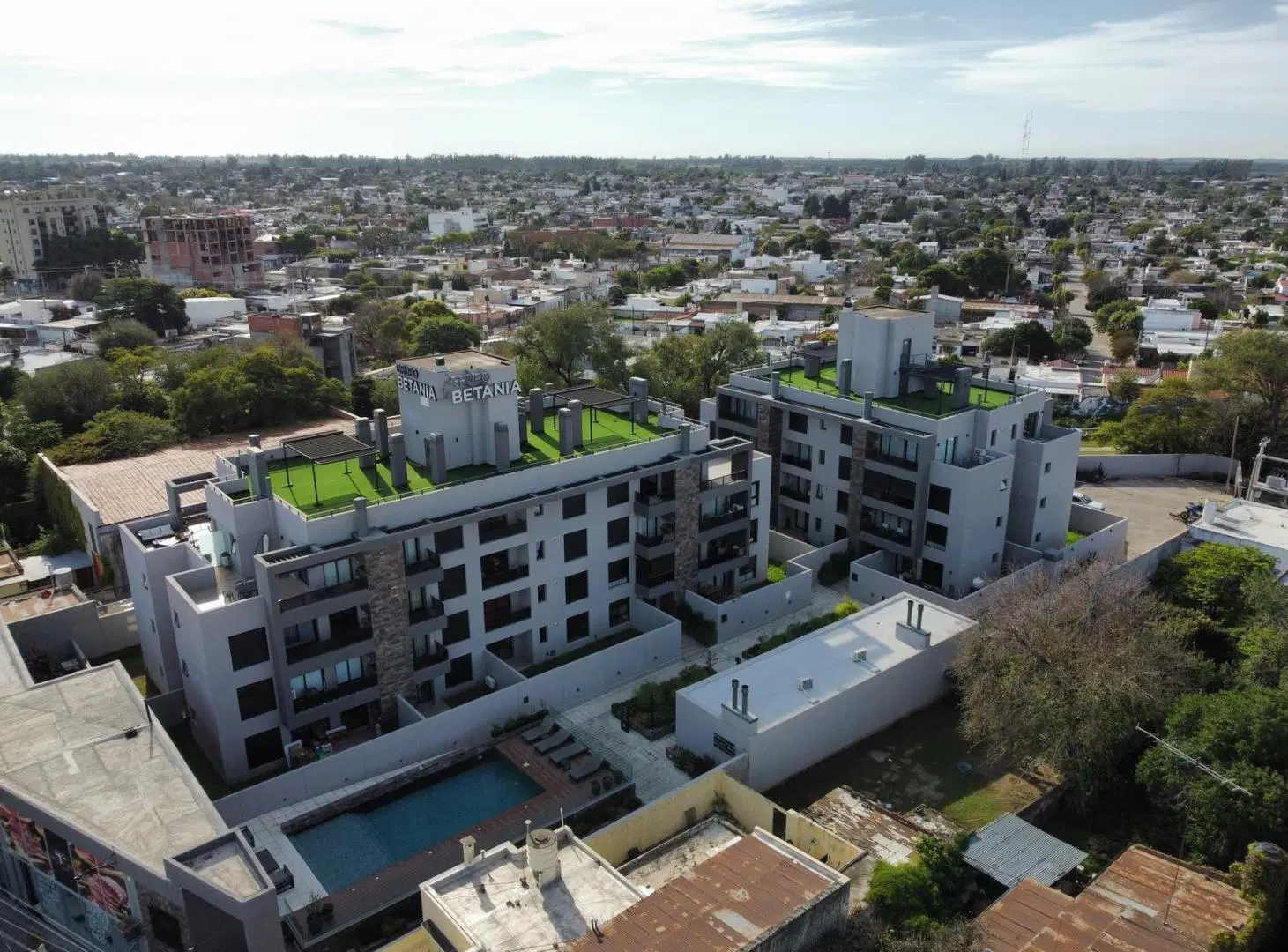 Edificio Las Pircas l 2 Dormitorios l Cochera 1