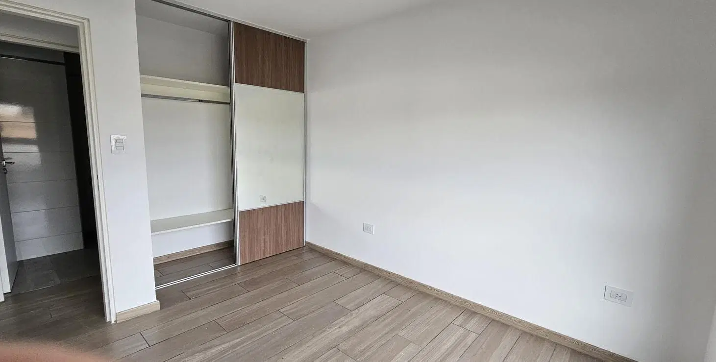 Departamento en ALQULER 4